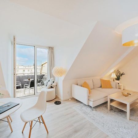 Bliss Place - Serviced Apartment - Arbeitsplatz, Zentral, Kueche, Waschmaschine, Smarttv Magdeburgo Esterno foto