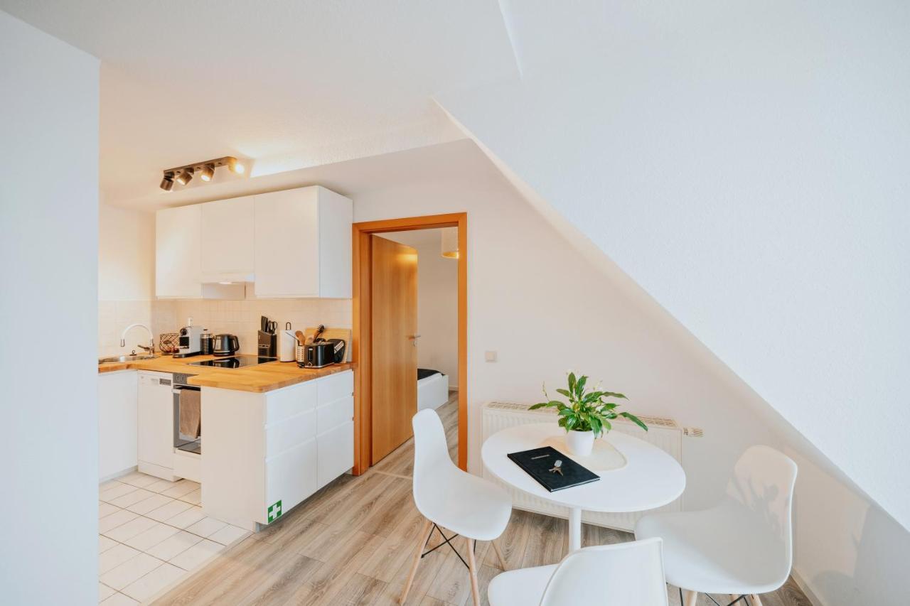 Bliss Place - Serviced Apartment - Arbeitsplatz, Zentral, Kueche, Waschmaschine, Smarttv Magdeburgo Esterno foto