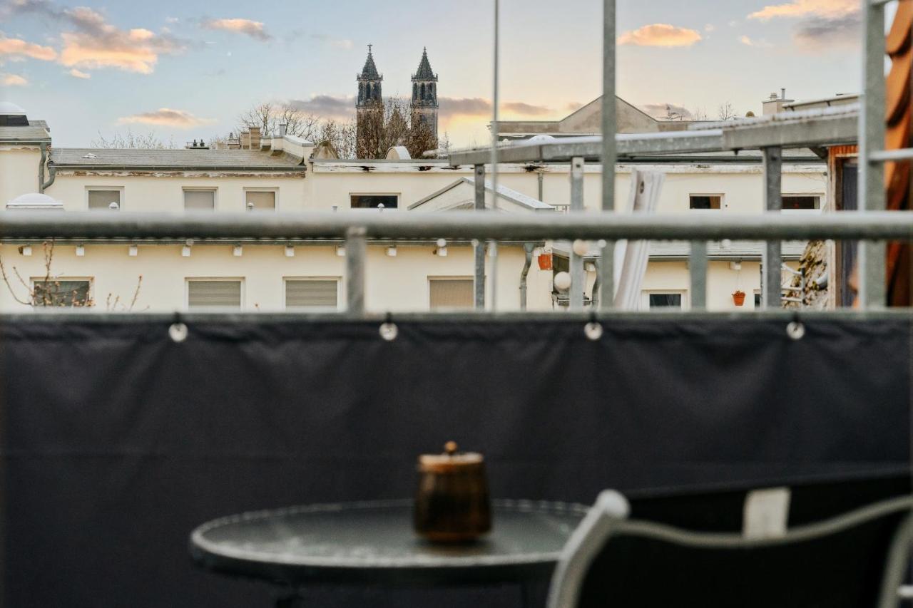 Bliss Place - Serviced Apartment - Arbeitsplatz, Zentral, Kueche, Waschmaschine, Smarttv Magdeburgo Esterno foto