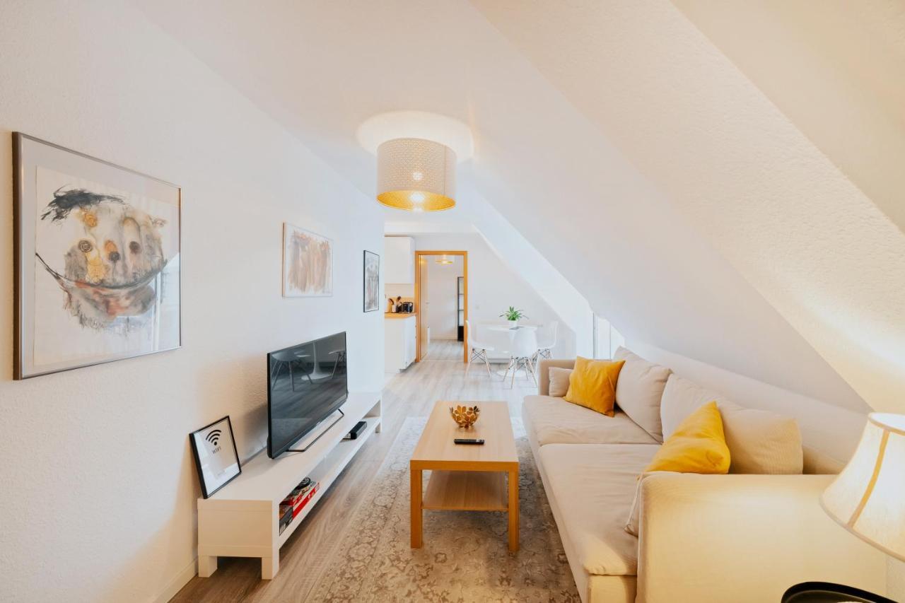 Bliss Place - Serviced Apartment - Arbeitsplatz, Zentral, Kueche, Waschmaschine, Smarttv Magdeburgo Esterno foto