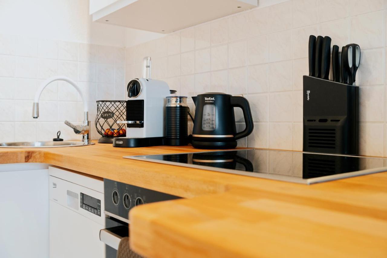 Bliss Place - Serviced Apartment - Arbeitsplatz, Zentral, Kueche, Waschmaschine, Smarttv Magdeburgo Esterno foto