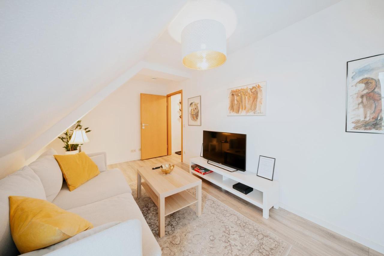 Bliss Place - Serviced Apartment - Arbeitsplatz, Zentral, Kueche, Waschmaschine, Smarttv Magdeburgo Esterno foto
